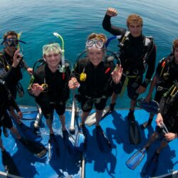 Dive Students on the Great Barrier Reef with Divers Den Cairns