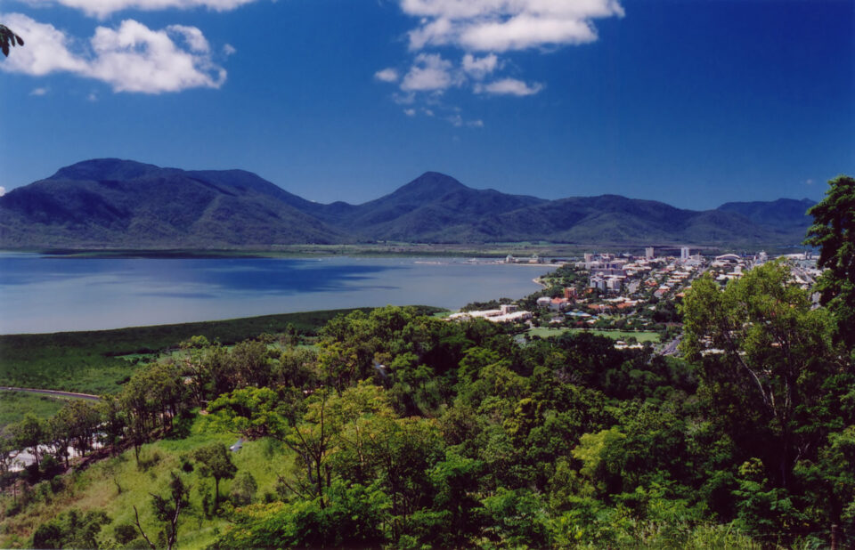 Cairns Great Barrier Reef Weather